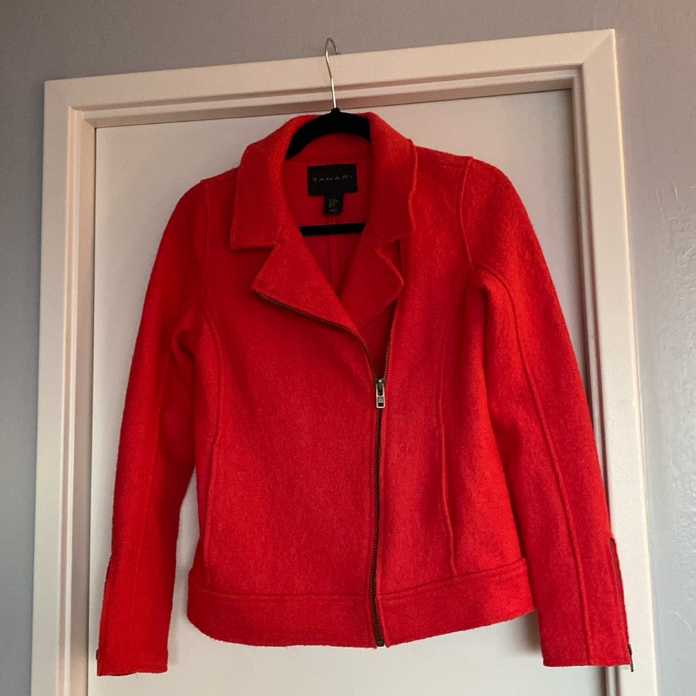 Tahari - sweater/jacket- XS
